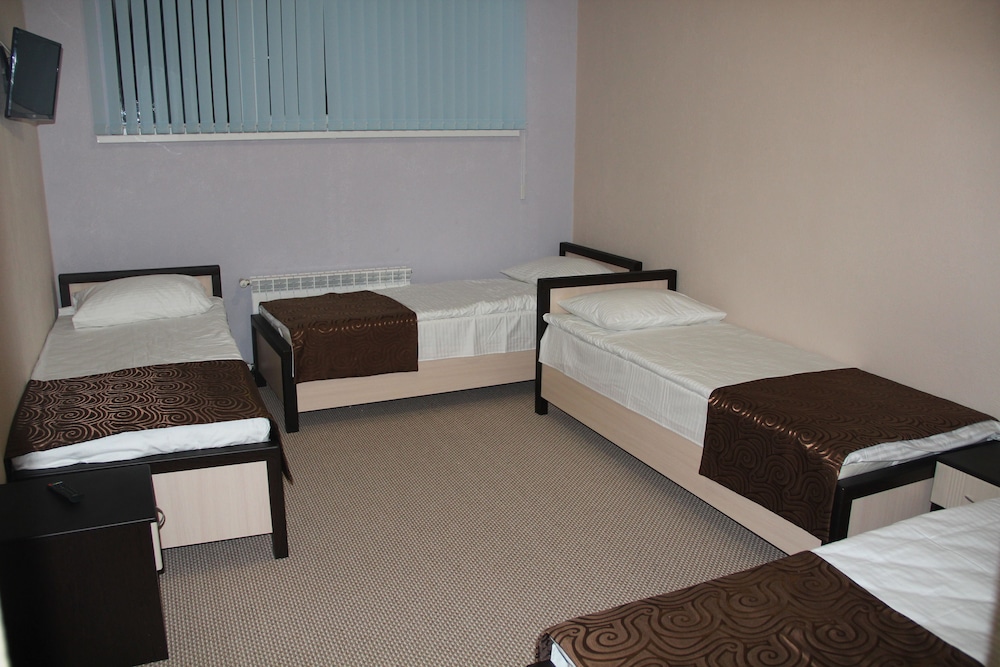 Economy Quadruple Room photo 1