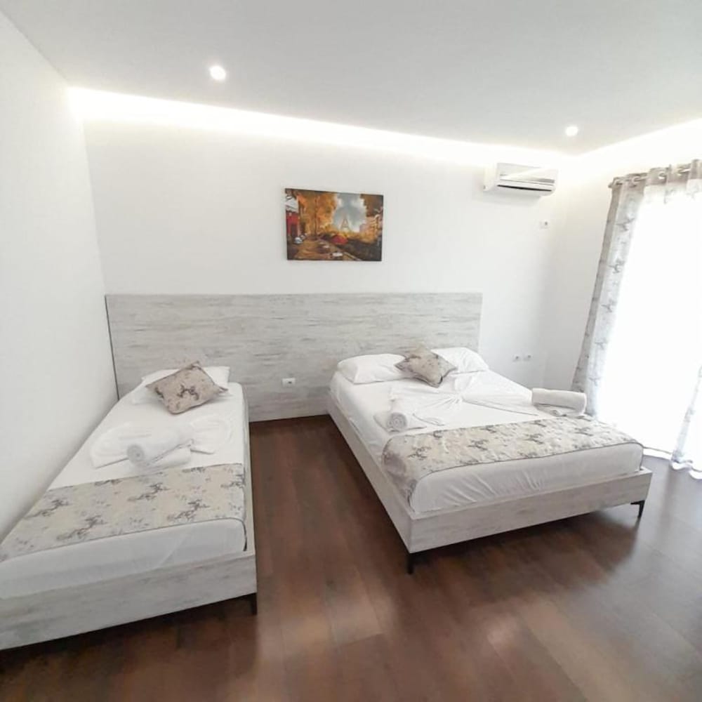Triple Room, Balcony