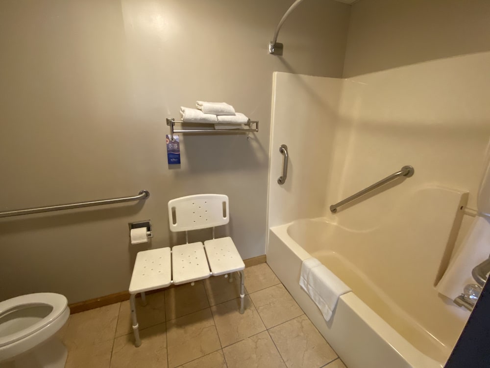Room, Accessible - Photo 7