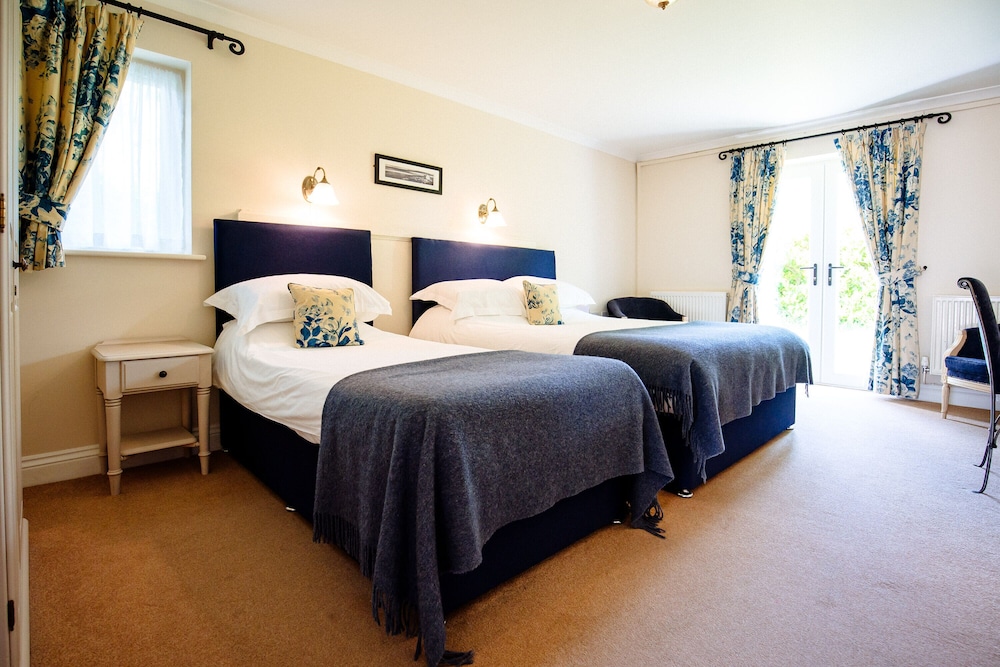 Twin Room, Accessible photo 2
