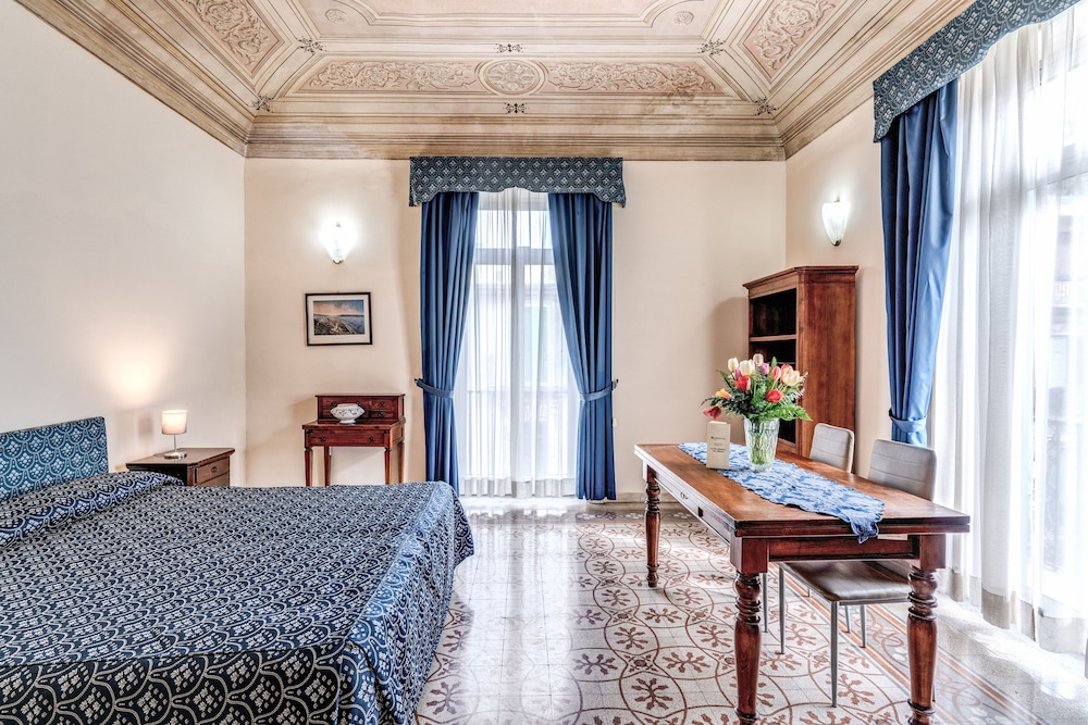 Standard Double or Twin Room photo 1