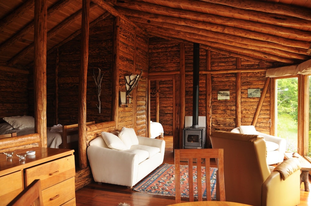 Deluxe Cabin, 2 Bedrooms, 2 Bathrooms, Lake View photo 1