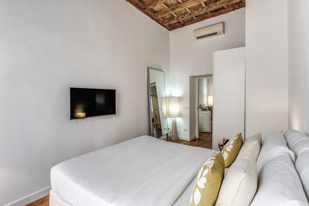 Deluxe Apartment, 2 Bedrooms, City View, Annex Building photo 2