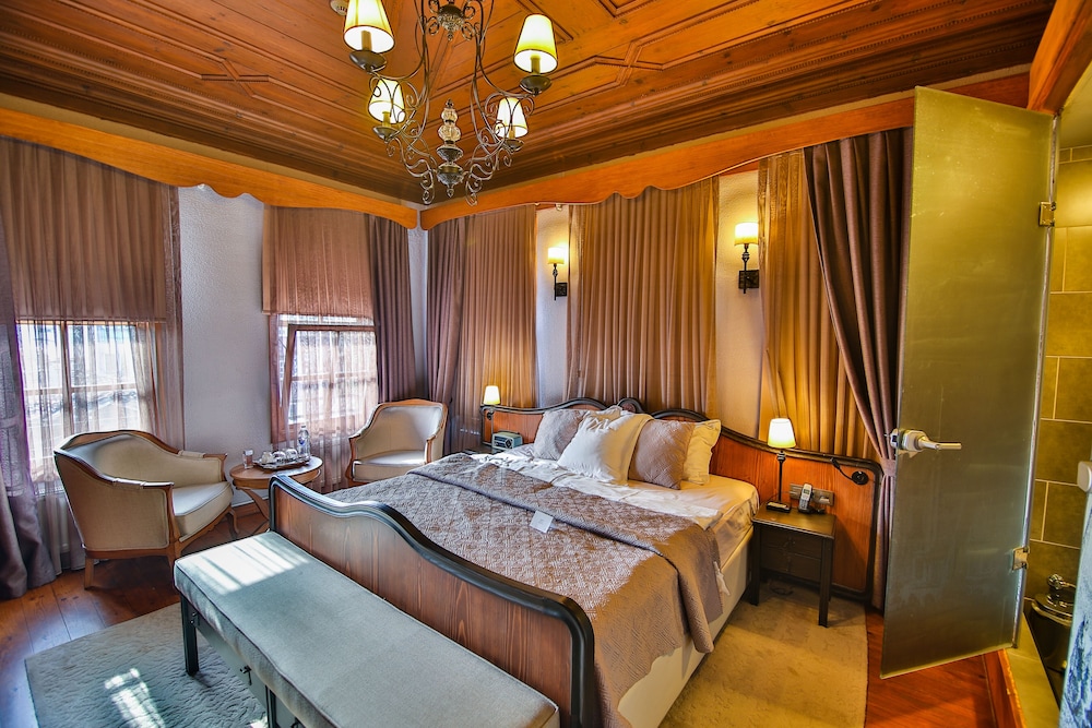 Royal Double Room