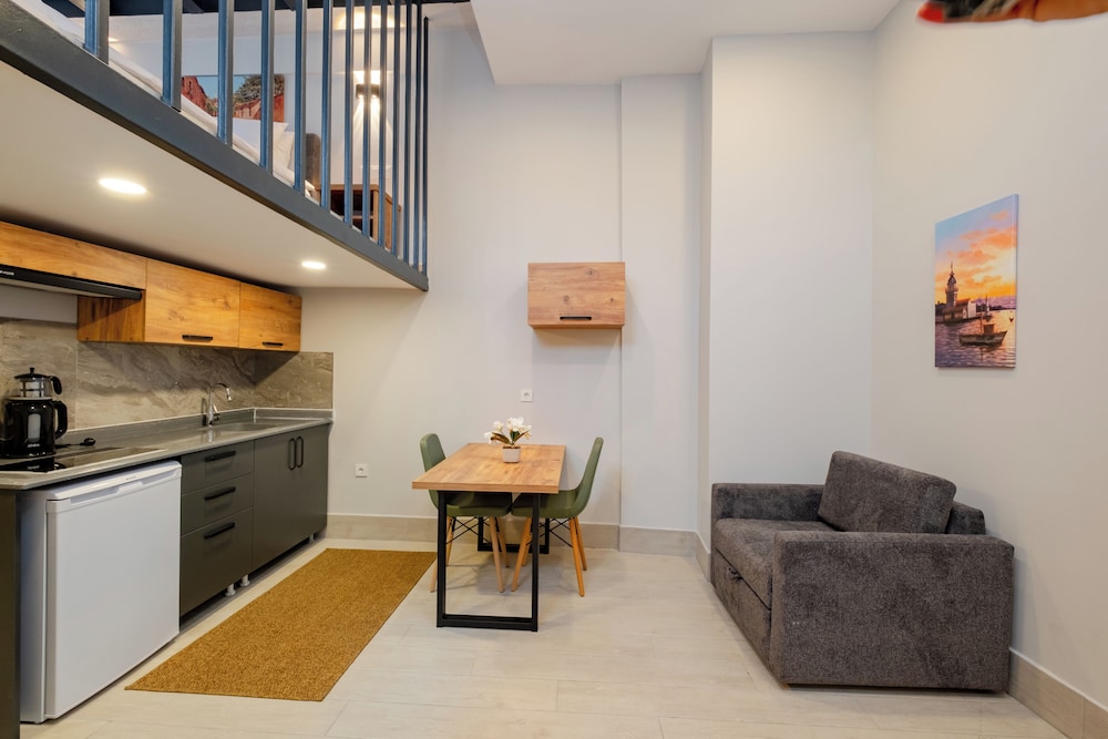 Junior Loft photo 2