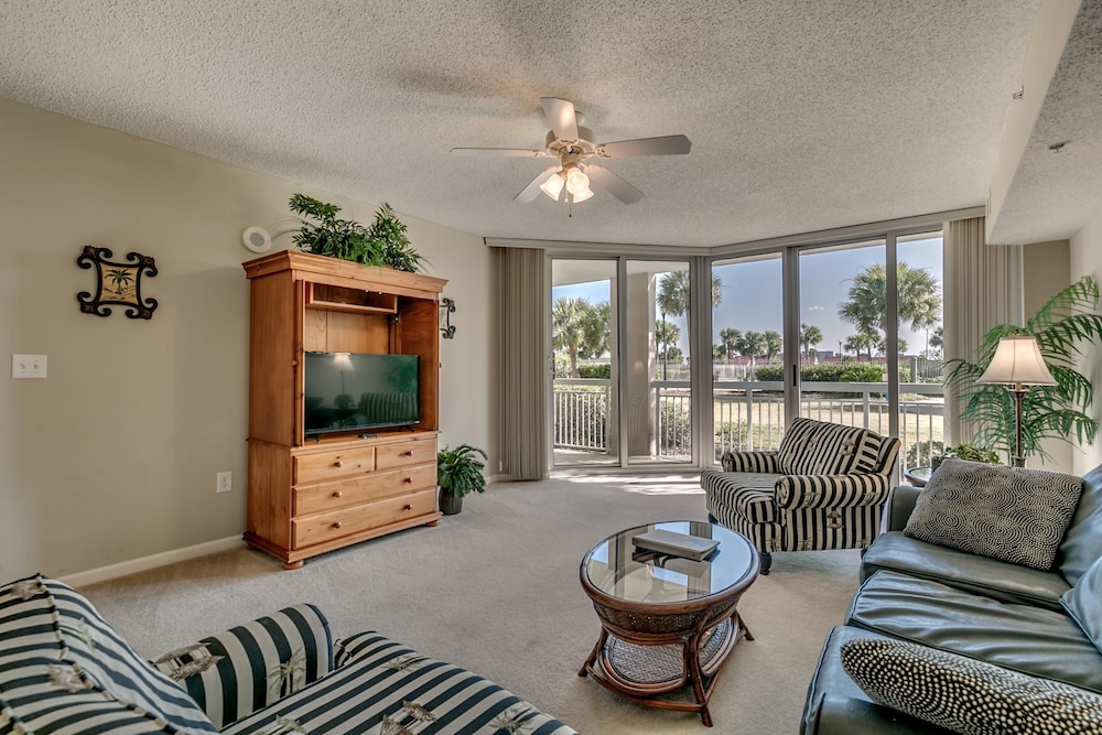 Condo, 1 Bedroom, Non Smoking, Resort View photo 1