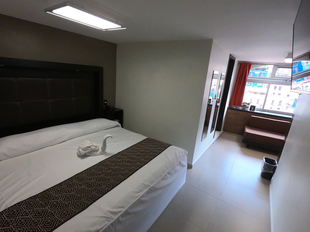 Penthouse photo 2