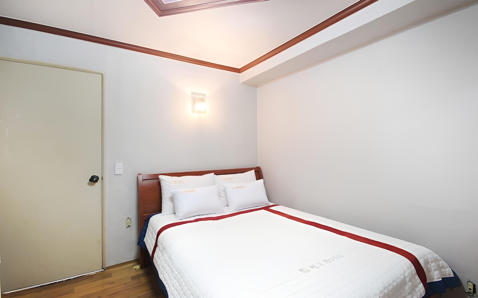 Room (Standard room) photo 1