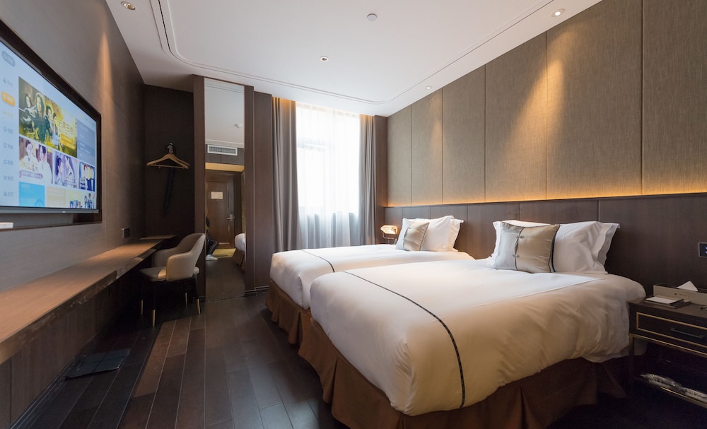 Exclusive Twin Room photo 3