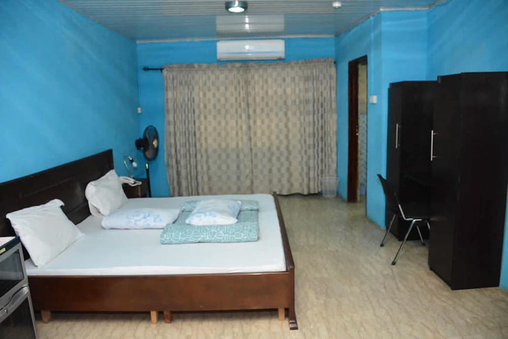 Royal Suite, 1 King Bed, Non Smoking photo 1