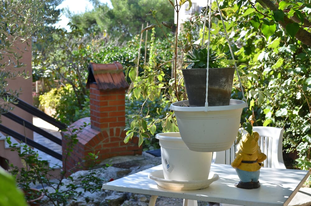 Apartment (1 Bedroom Apt with Balcony - Lavander) photo 3