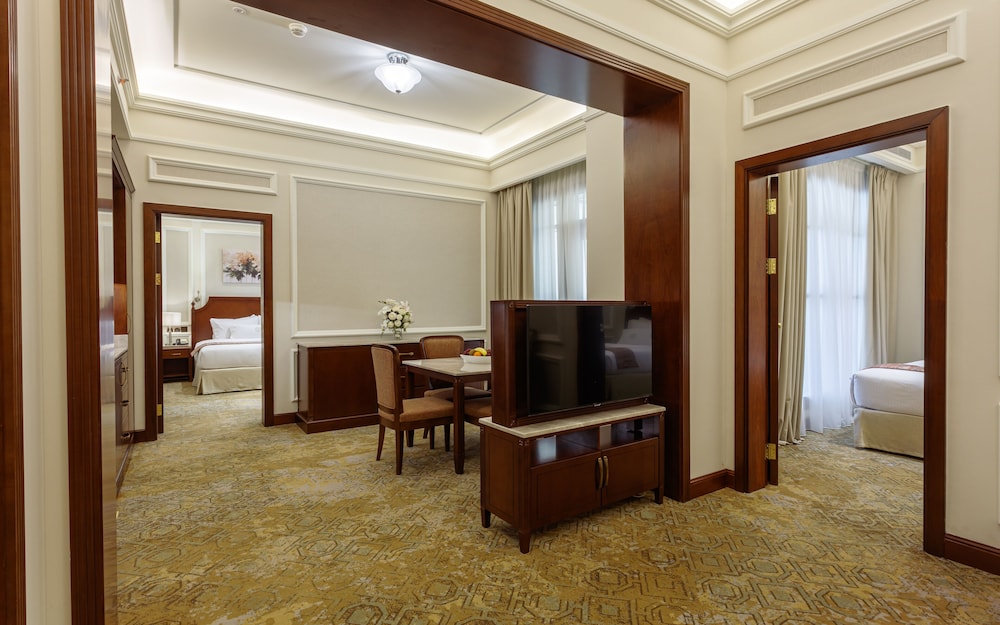 Family Studio Suite
