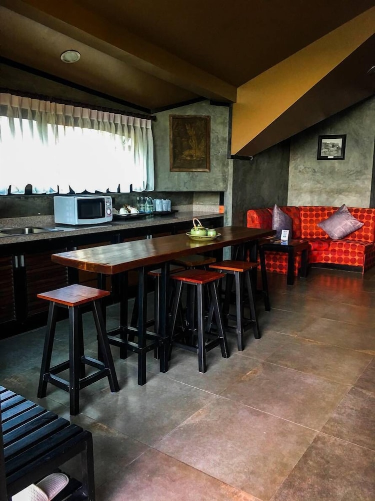 Penthouse - Photo 5