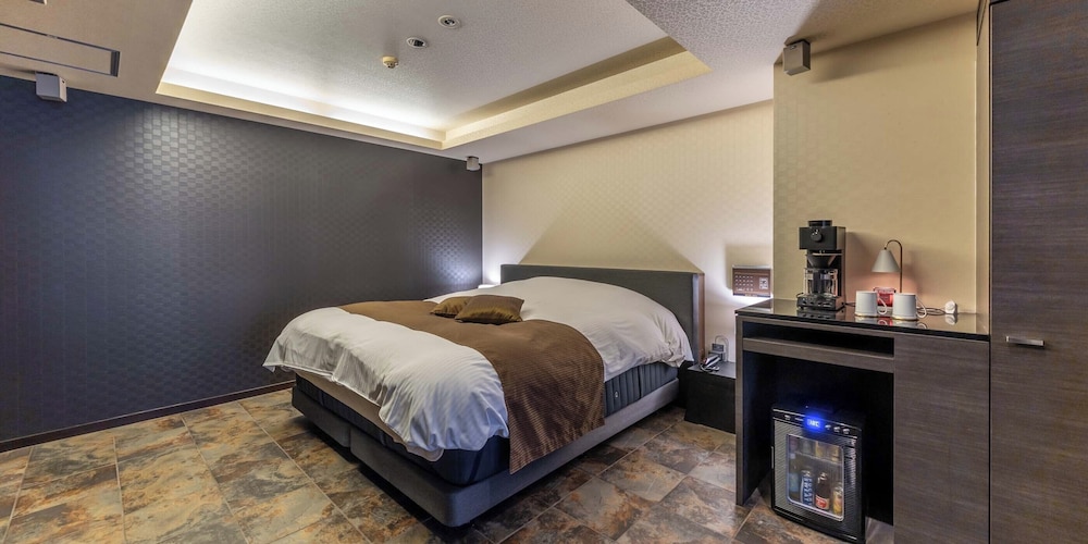 Royal Double Room - Photo 11