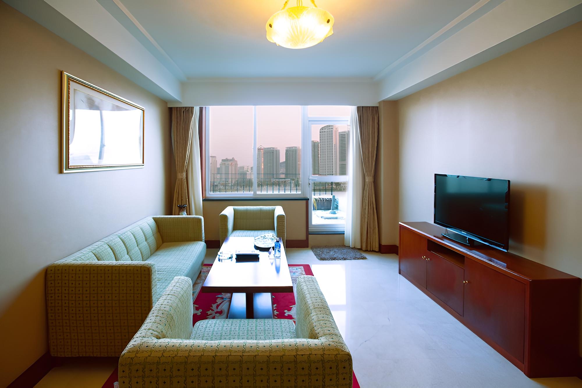 Sunrise Sea View Suite / King Bed photo 2