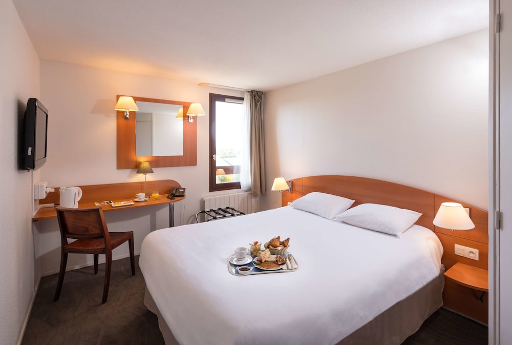 Standard Room, 1 Double Bed - Photo 7