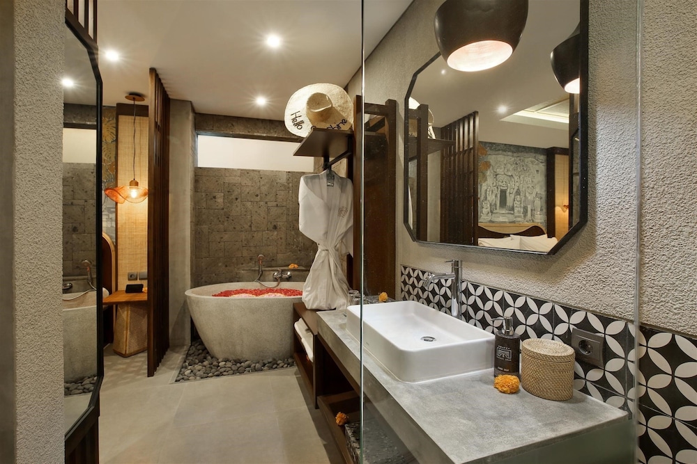 Ubud Suite - Photo 6
