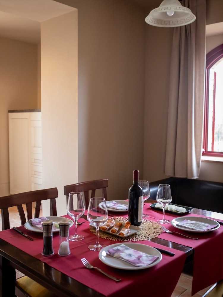 Superior Apartment, 2 Bedrooms, Patio, Ground Floor (With Private Garden) - Photo 2