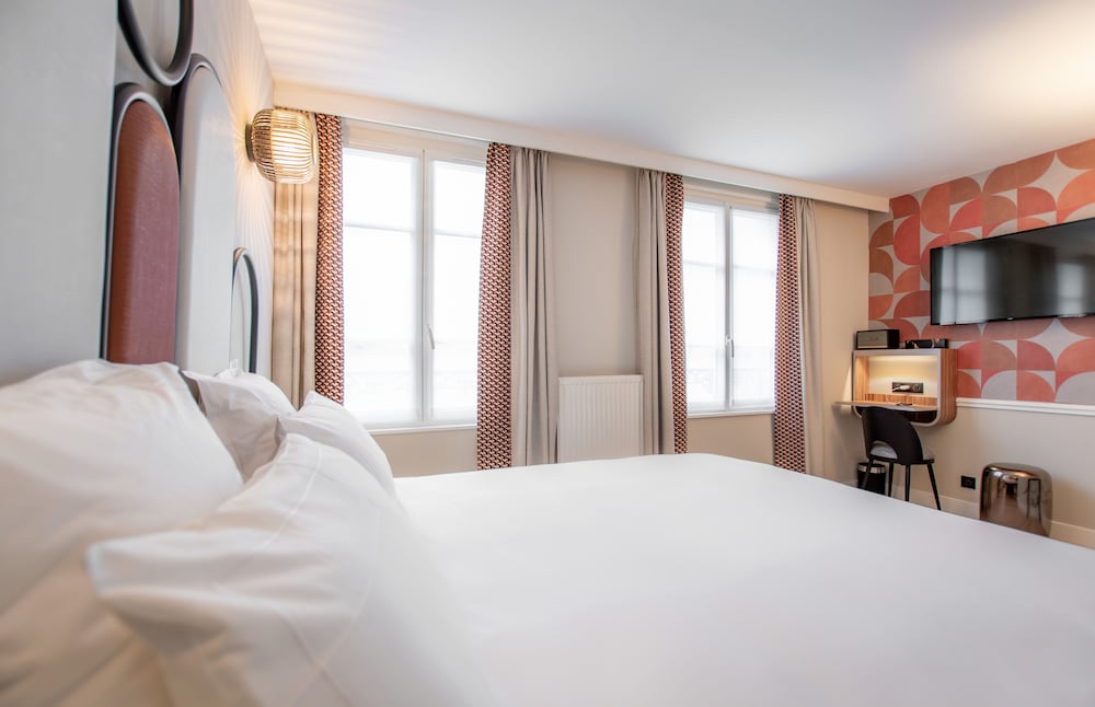 Deluxe Double or Twin Room photo 2