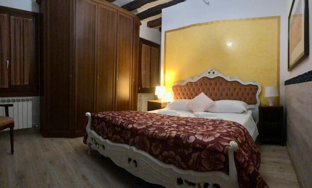 Classic Suite, City View photo 1