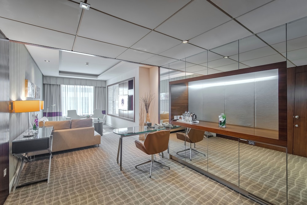 Presidential Suite photo 3