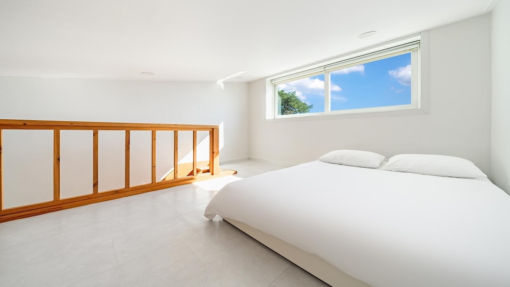 Basic Room, 1 Bedroom (201) photo 3