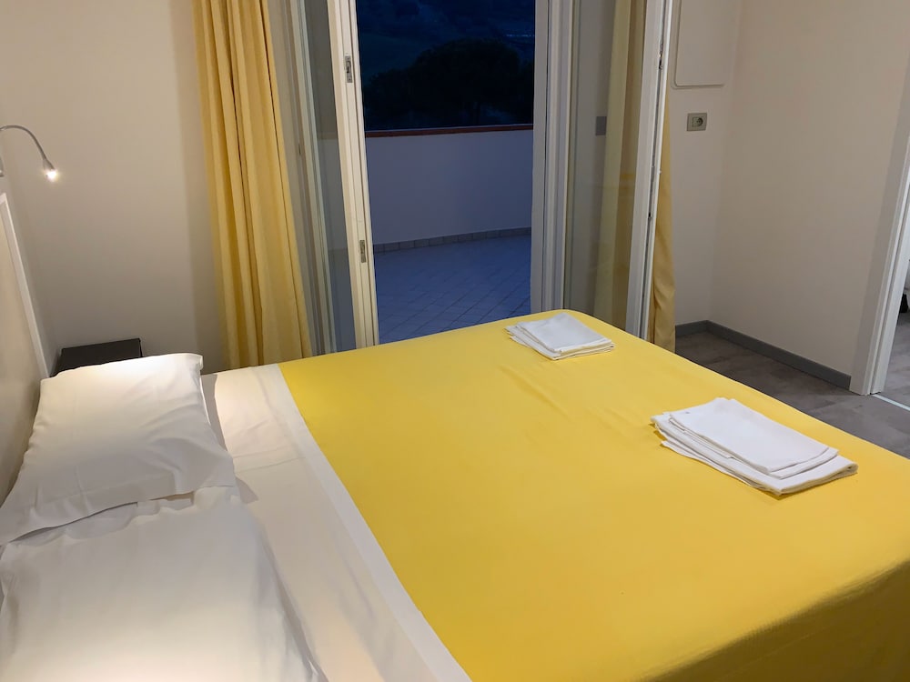 Deluxe Double Room, 1 Bedroom, Accessible, Terrace