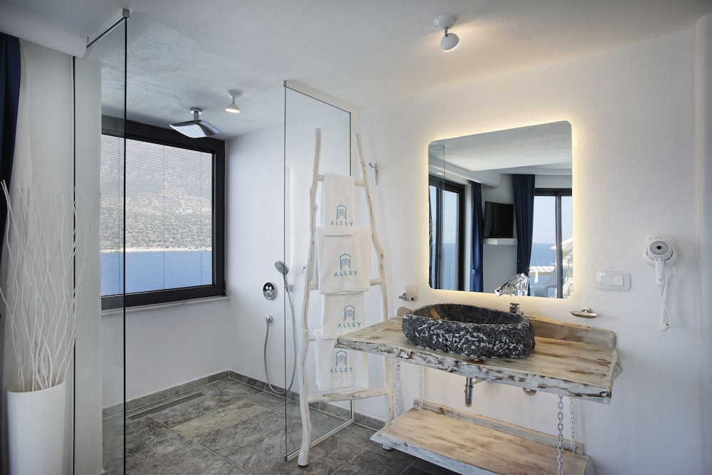 Junior Suite, Sea View photo 3