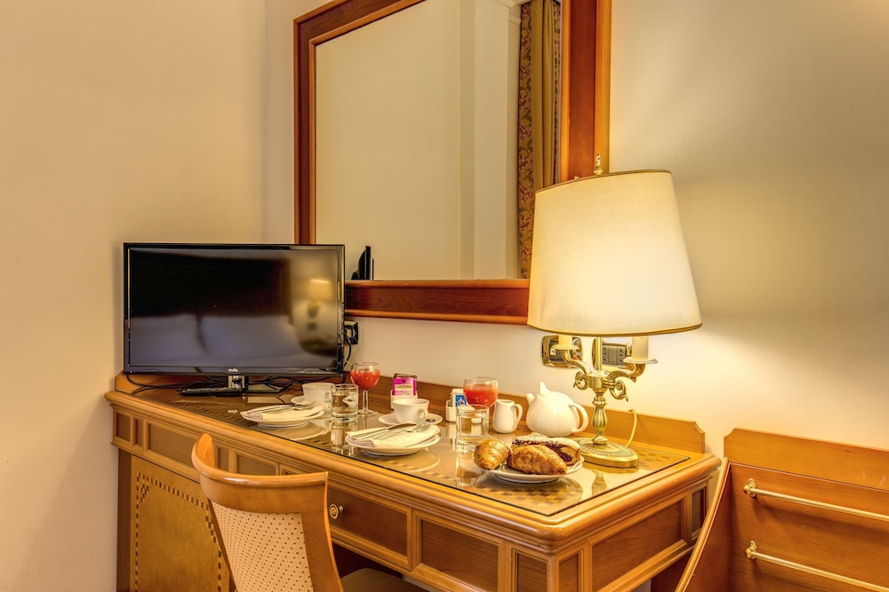 Superior Double or Twin Room, Garden View photo 3