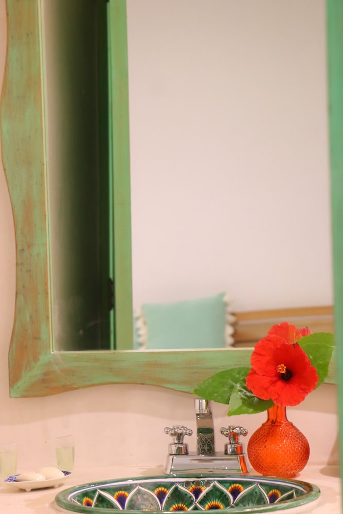 Basic Quadruple Room, Private Bathroom - Photo 17