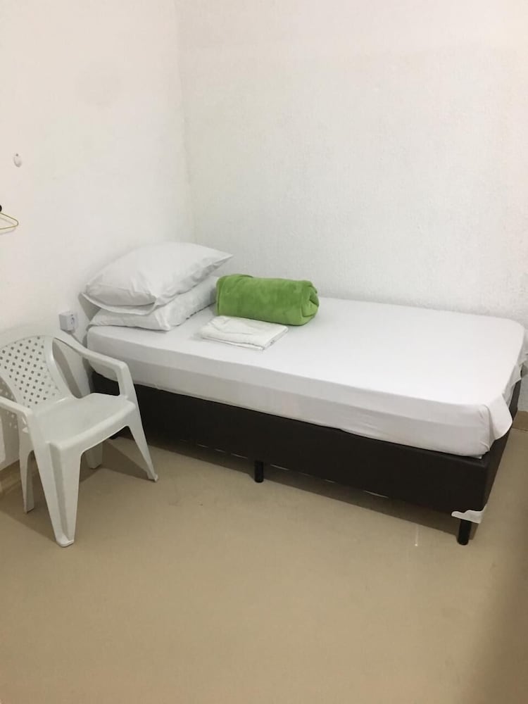 Shared Dormitory, 3 Twin Beds photo 3