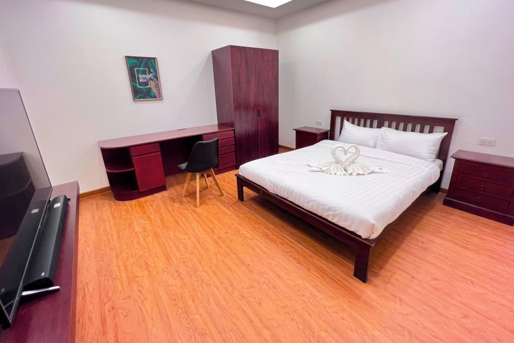 Family Penthouse - Photo 18