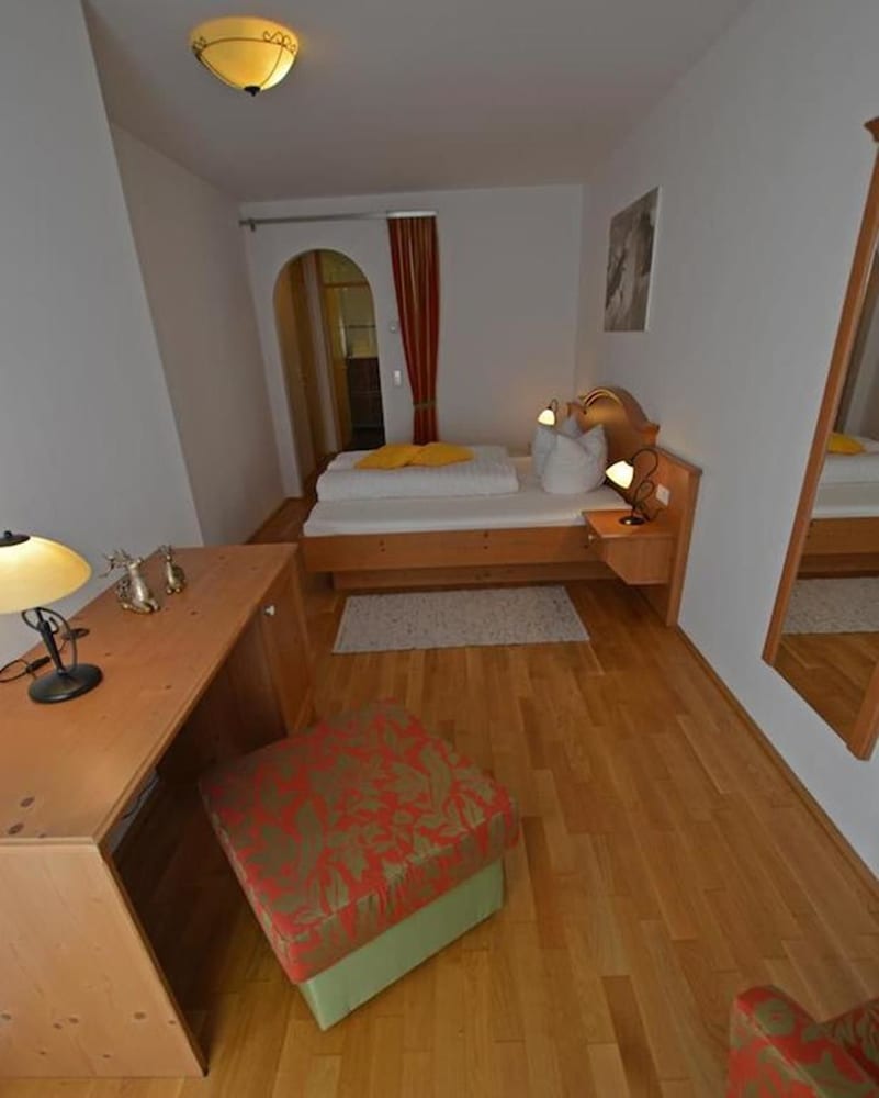 Apartment (Top 2) photo 1