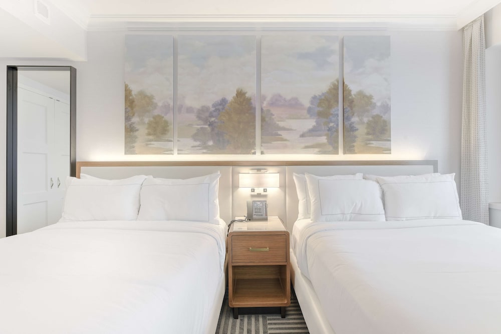 Room, 2 Queen Beds, Accessible (Hearing) - Photo 2