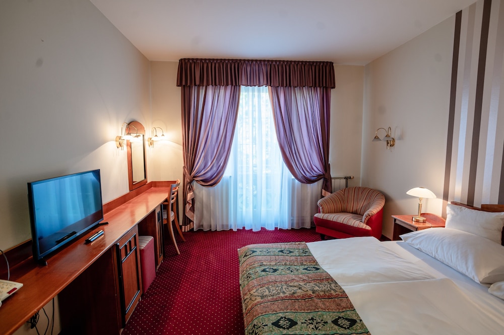 Standard Double Room - Photo 1