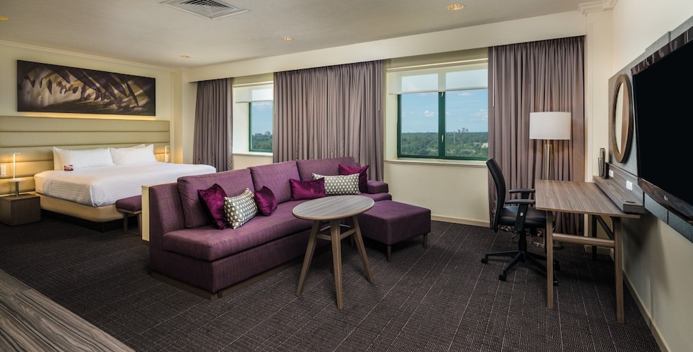 Standard Room, 2 Queen Beds photo 2