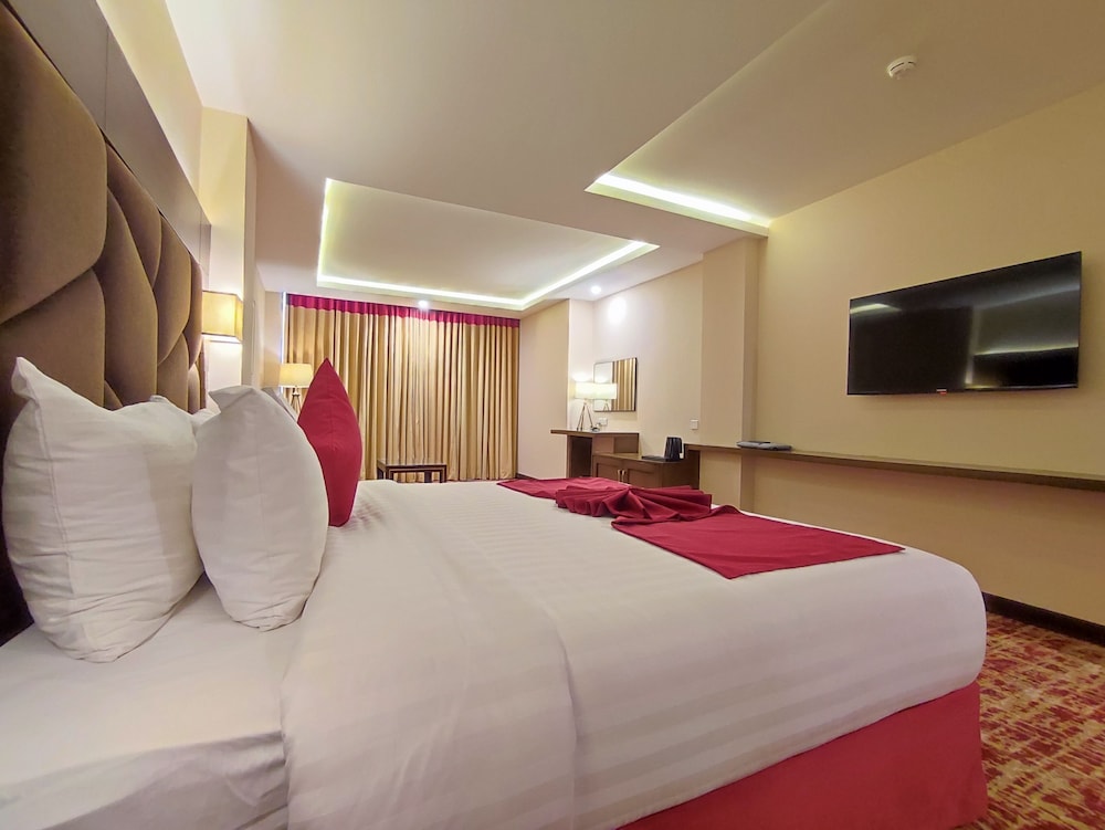 Room, 1 King Bed, Accessible photo 3