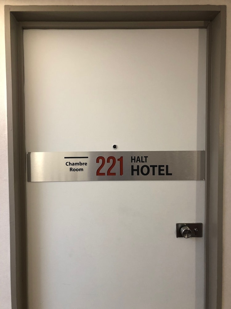 Double Room - Photo 18