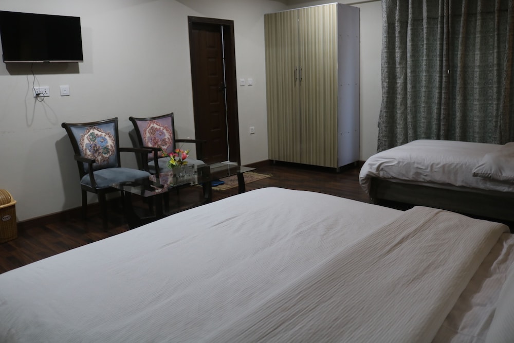Deluxe Triple Room photo 3
