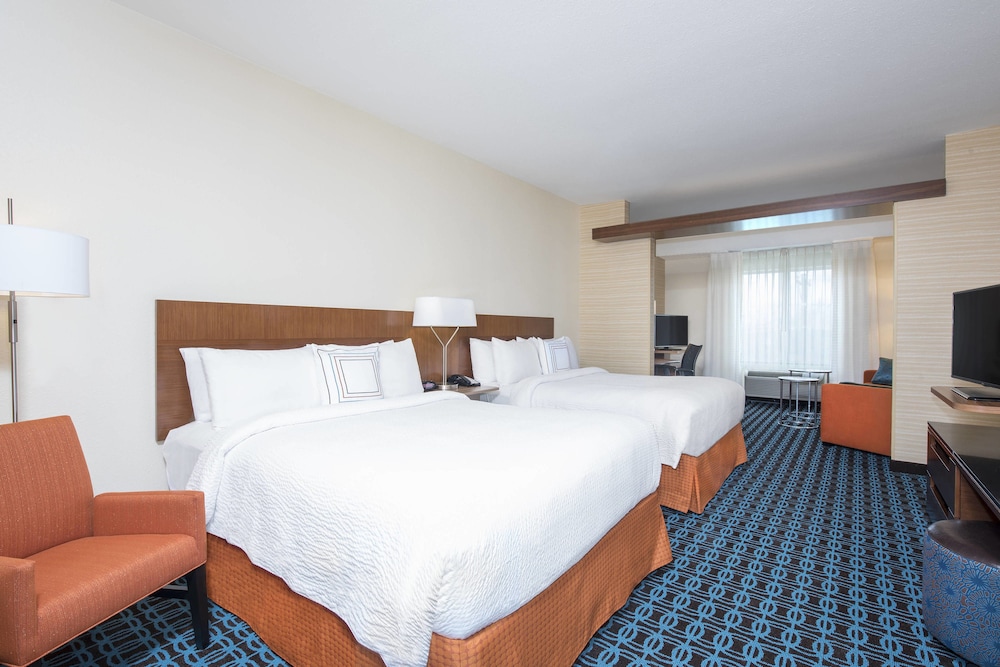 Room, Multiple Beds