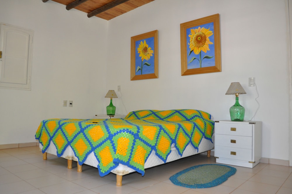 Comfort Room, Refrigerator, Garden View