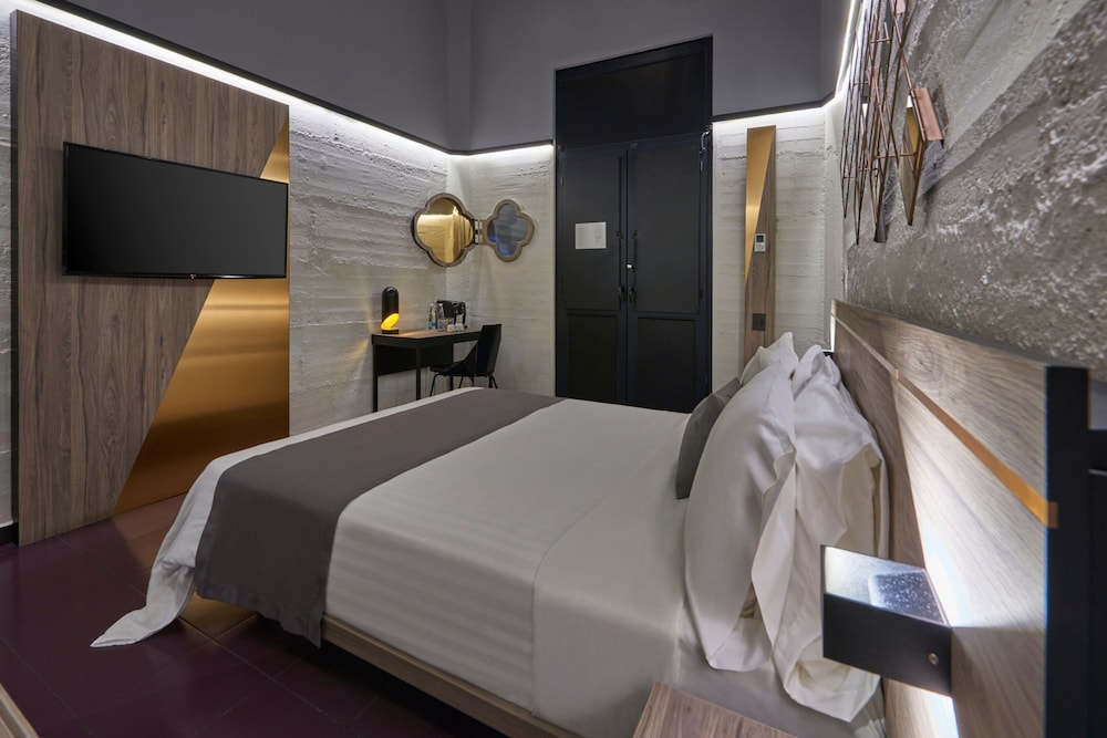 Superior Room, 1 King Bed