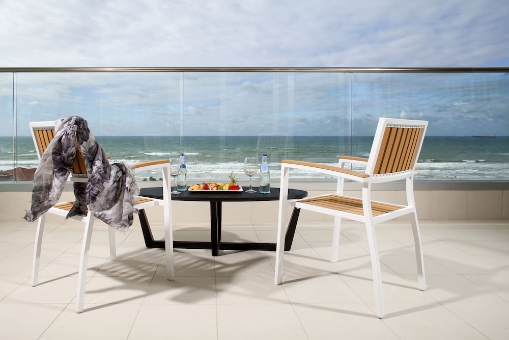 Executive Suite, 1 Bedroom, Balcony, Sea View photo 2