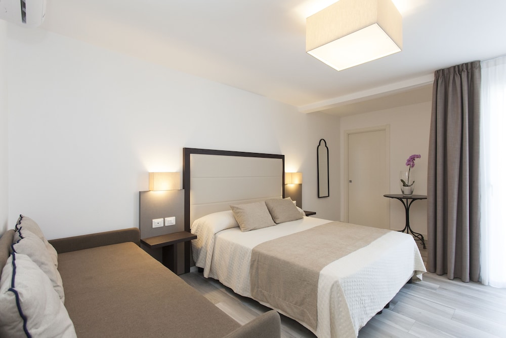 Comfort Triple Room photo 1