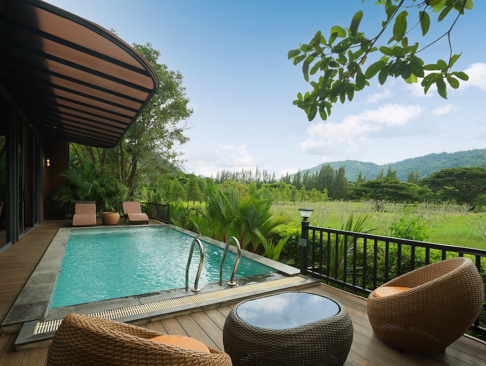 1-Bed Room Pool Villa Mountain photo 2