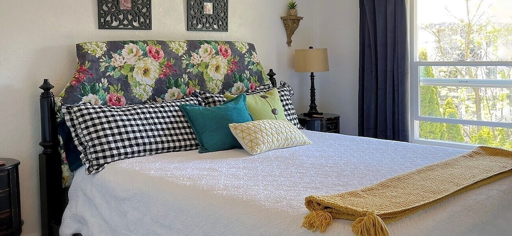 Superior Double Room, Ensuite (Eleanor Suite)