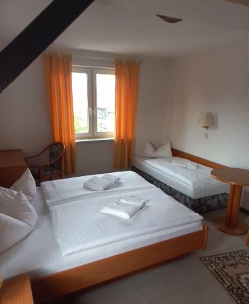 Triple Room photo 2
