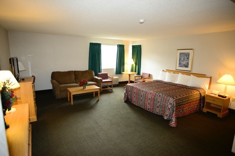 Suite, Jetted Tub photo 1