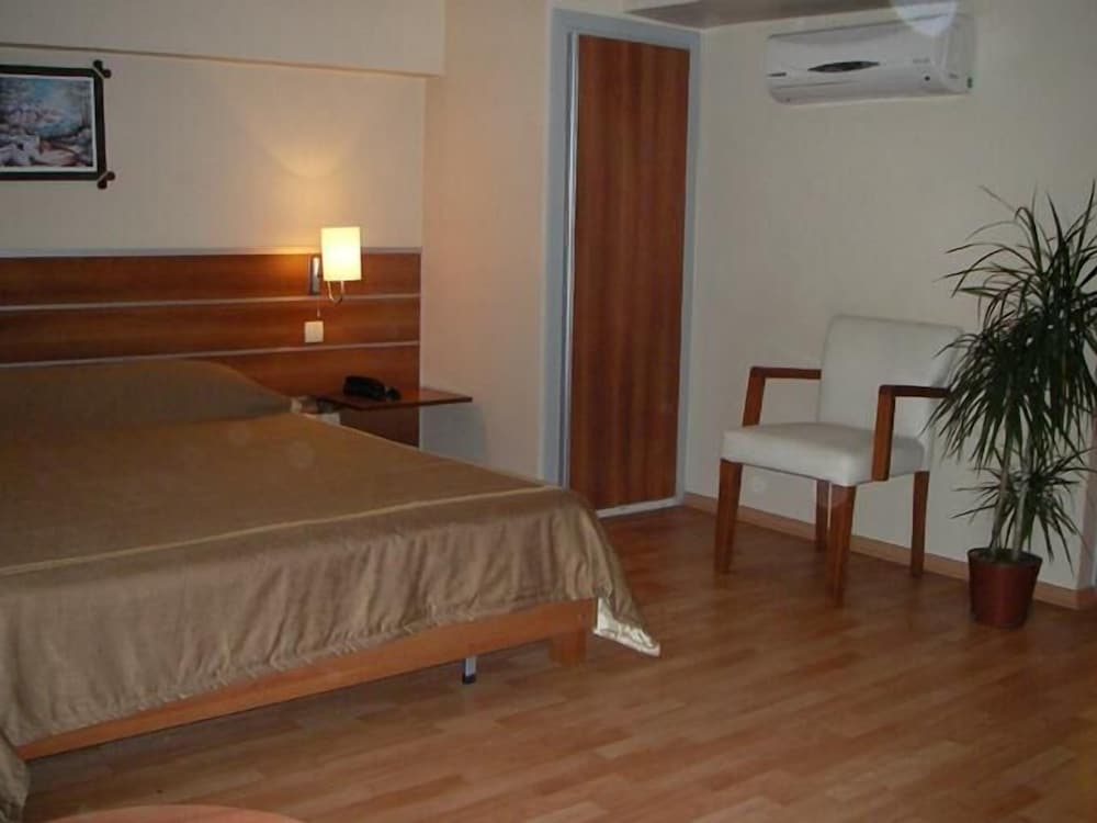 Single Room photo 1