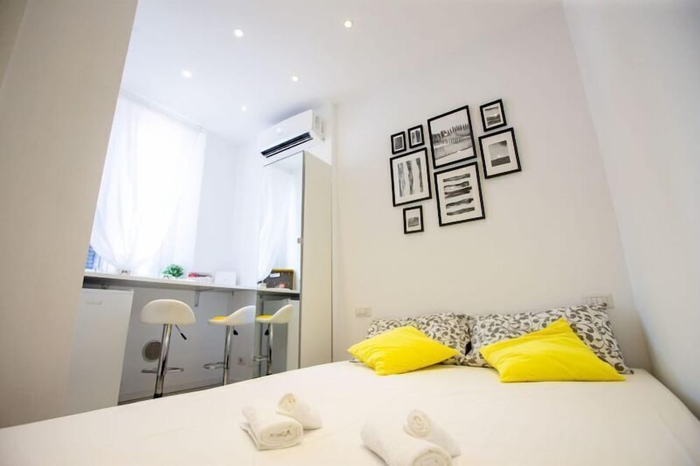 Studio, 1 Bedroom